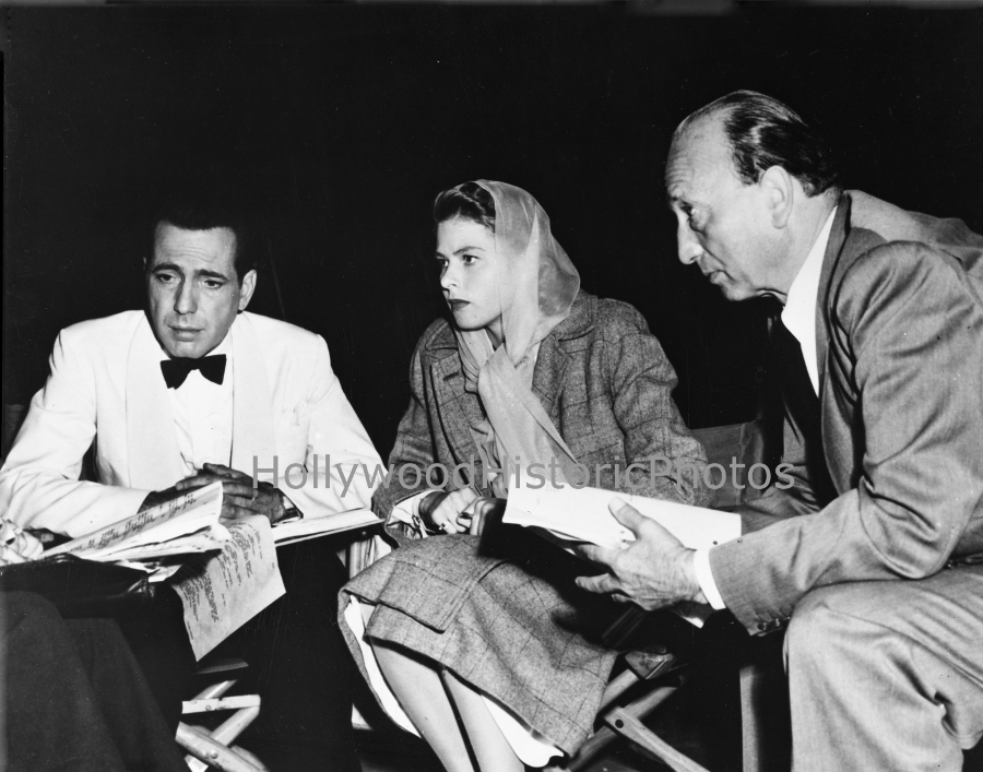 Curtiz Bogart Bergman 1942 Casablanca WM.jpg